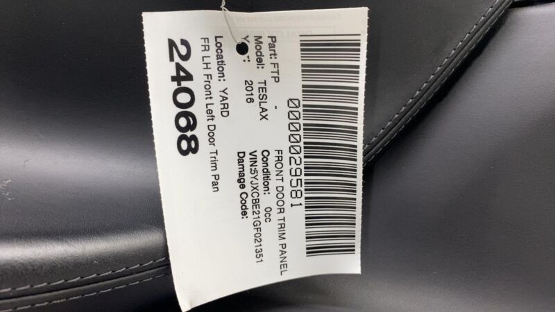 1035778-00-A ⭕ 16-20 Tesla Model X Front Driver Side Door Panel Trim Card Left 1035778-00-A