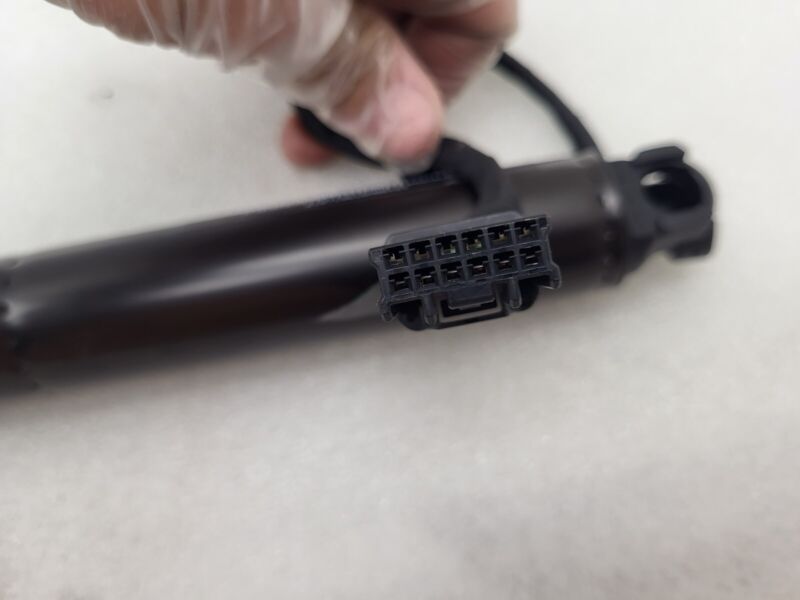 106344100C ⭕16-20 Model X Rear Left/Right Secondary Falcon Door Lift Gas Strut 1063441-00-C