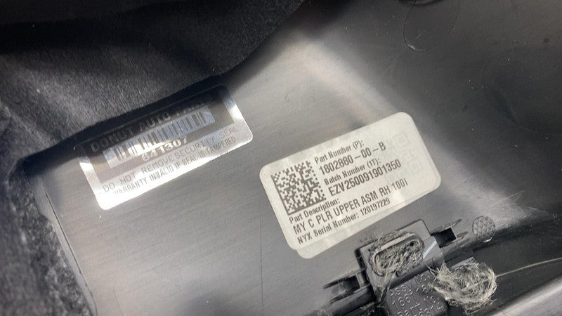 180288000B ⭕ 2020-2024 Model Y Right Side Upper C-Pillar Interior Trim Cover 1802880-00-B