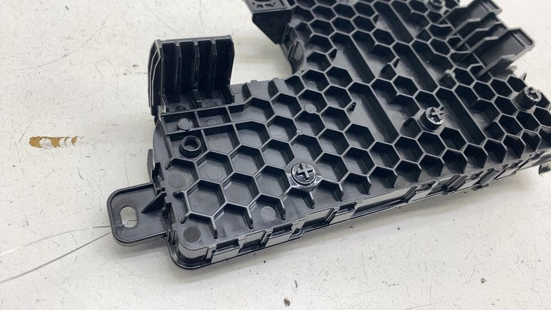 ⭕ 20-24 Tesla Model Y Right Low Voltage Electronic Control Module 1497