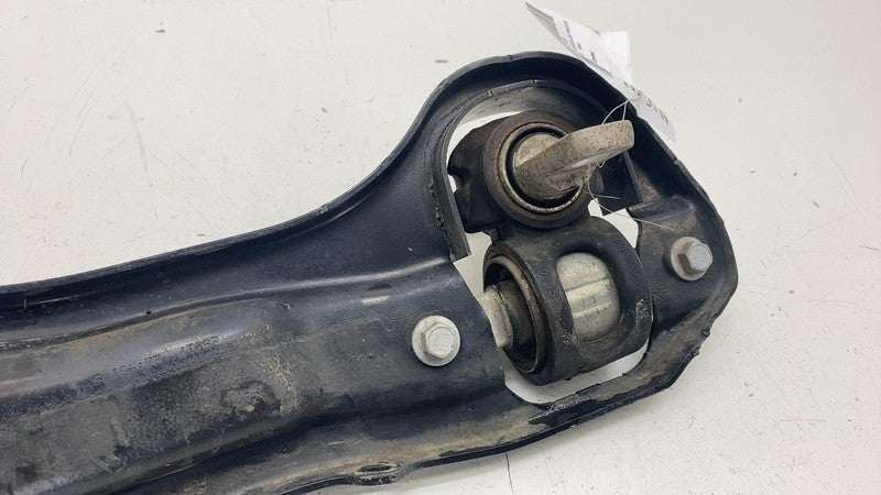 68284220AC ⭕ 2017-2024 Chrysler Pacifica Rear Driver Side Lower Trailing Control Arm Left