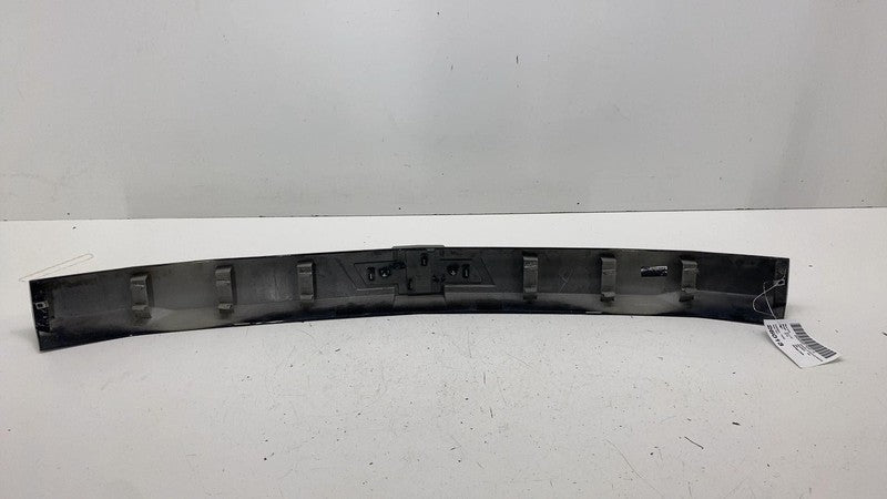 23236369 ⭕ 16-19 Chevrolet Silverado 1500 Front Center Grille Trim w/ Logo Badge 23236369