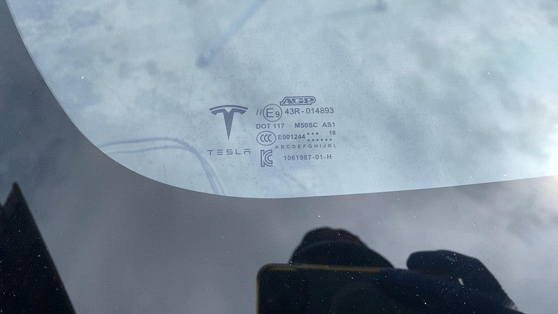 ⭕ 2016-2020 Tesla Model S Front Windshield Wind Screen Glass suit w/ T