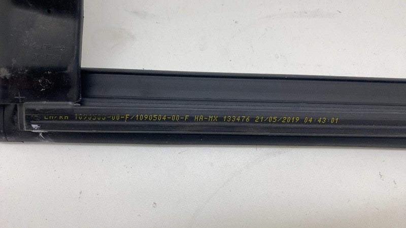 ⭕ 17-23 Model 3 Rear Right Door Window Inner Belt Weatherstrip Seal 10