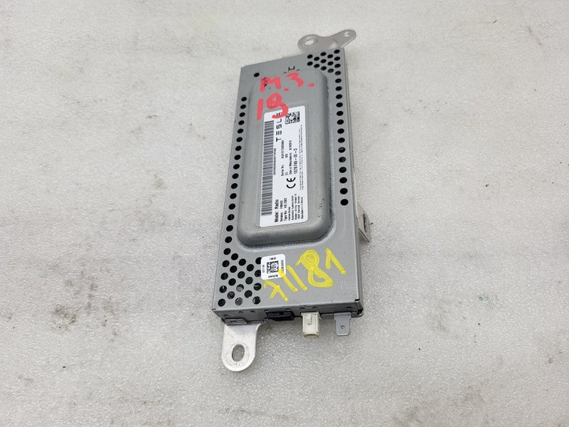 107974900D ⭕ 2017-2023 Model 3 Harman Becker FM/HD Audio Radio Receiver Module 1079749-00-D