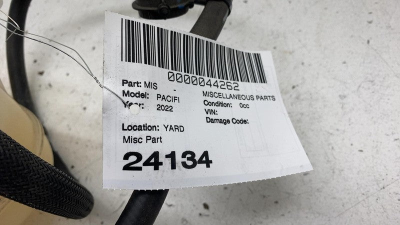 ⭕ 2017-2024 Chrysler Pacifica Engine Coolant Reservoir Bottle Assembly with Hose