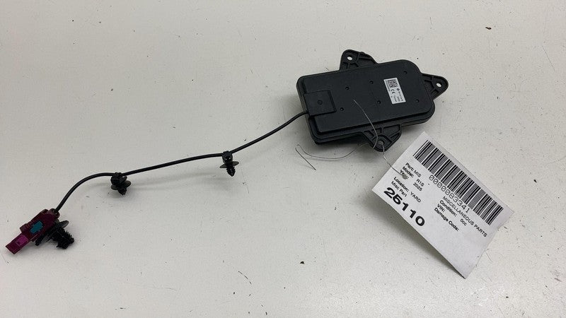 PT00698830 A ⭕ 2025 Rivian R1S Roof Antenna AMP Amplifier Unit Module PT00698830-A