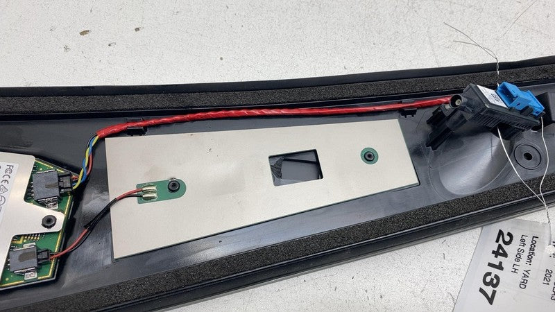 110043700E ⭕ 2017-2023 Tesla Model 3 Left B-Pillar Applique Glass Trim Molding 1100437-00-E