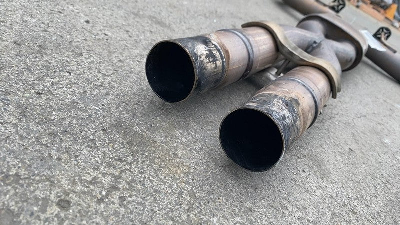 ⭕ 2014-2020 Maserati Ghibli 3.0 Center Exhaust Muffler X-Pipe Resonato