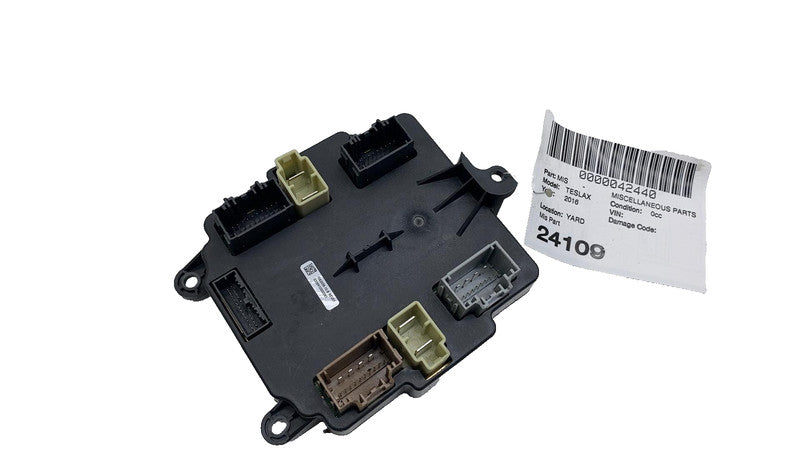 ⭕2016-2020 Tesla Model X Rear Falcon Controller Door Control Module 10