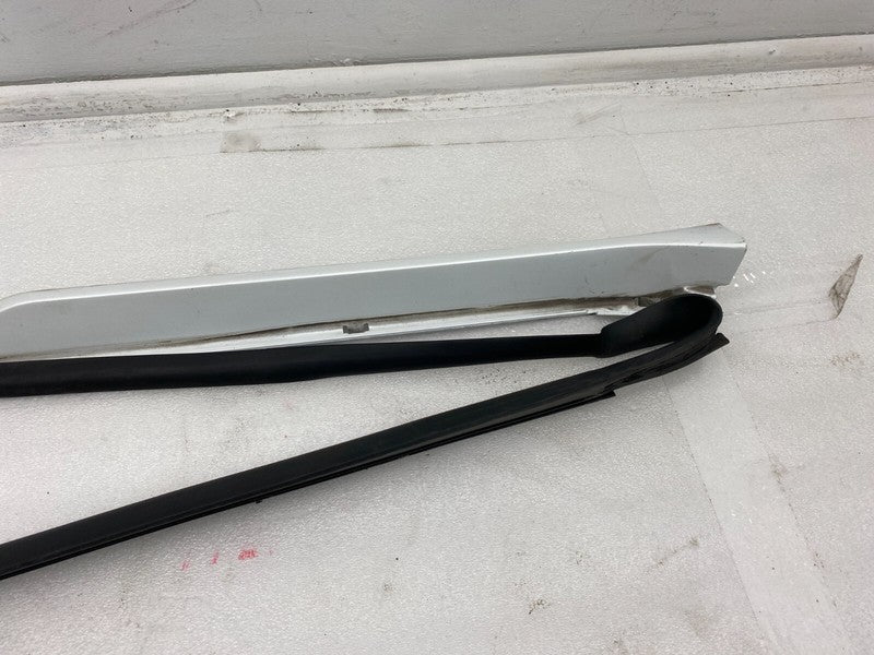 101221700F 12-23 Model S Right Rocker Panel Scuff Plate Molding w/ Rubber Seal 1012217-00-F