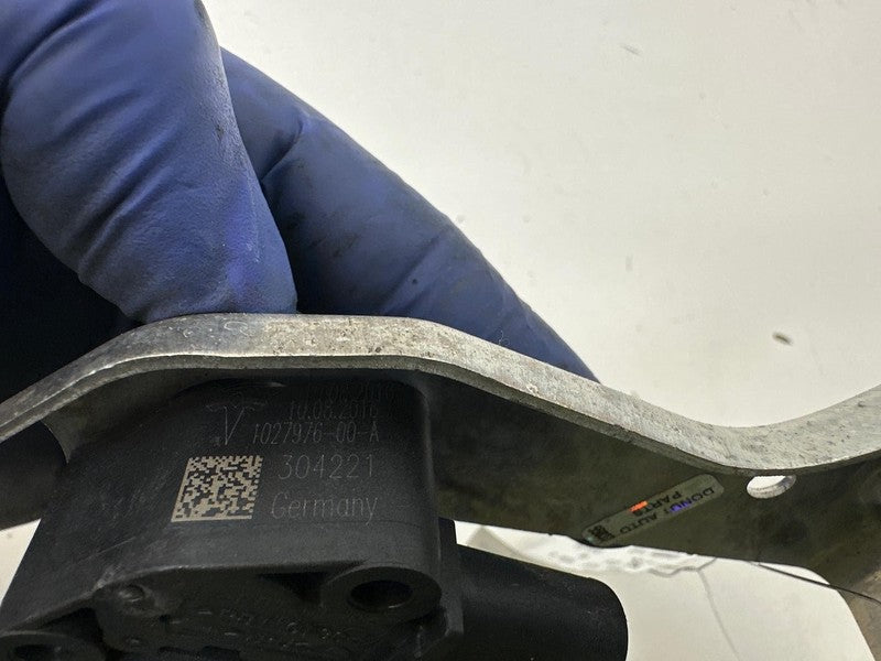 ⭕ 2016-2020 Model S X Rear Right Air Suspension Ride Height Sensor 102