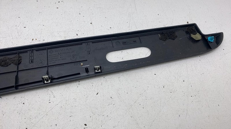 PT00030678M ⭕ 2022 2023 2024 Rivian R1T Rear Right Side Bed Trim Molding Cover PT00030678-M