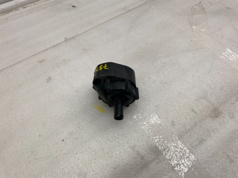 2016-2020 Tesla Model S X Cooling System Auxiliary Water Coolant Pump FWD Assy