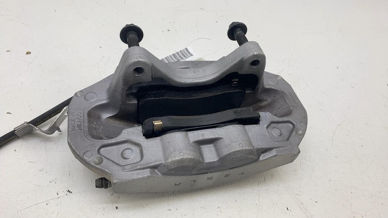 104462200E ⭕ 2017-2023 Tesla Model 3 Front Passenger Side Brake Caliper Right 1044622-00-E