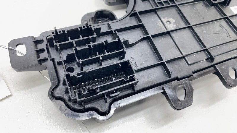 158569402B 2021-2024 Tesla Model S X Front Driver Controller Body Control Module GEN4 Left