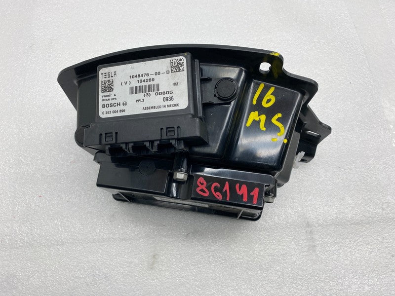 104847600D ⭕ 2016-2020 Model S Power Liftgate + ECU Park Assist + Brake Module 1048476-00-D