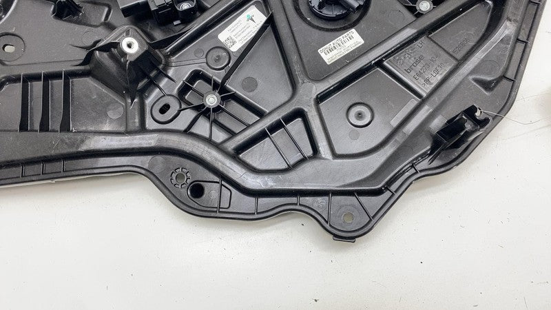 ⭕ 20-24 Tesla Model Y Rear Left Window Regulator & Motor w/ Carrier 14