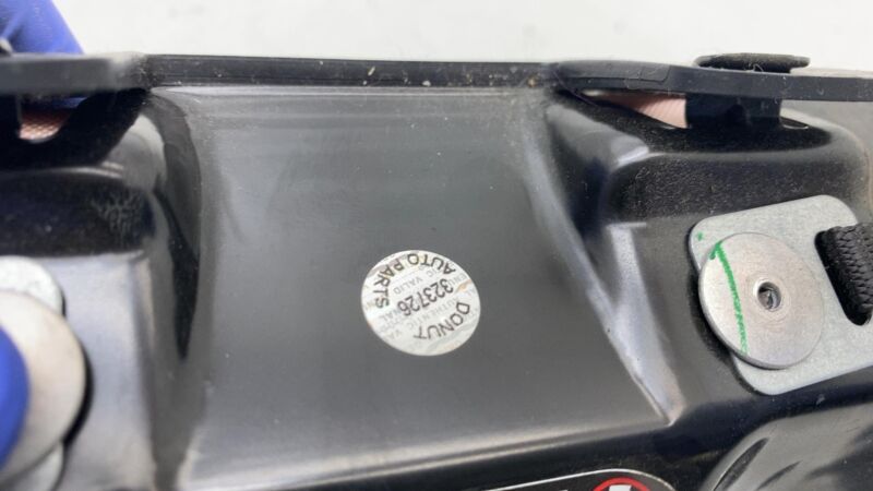 100525900E 2012-2015 Tesla Model S MS Front Driver Side Knee Safety Airbag Module Left Assy