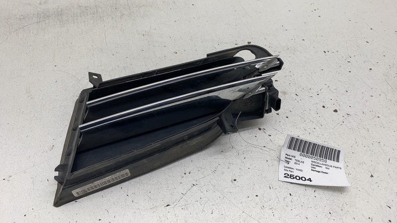 100726800E 2012-2015 Tesla Model S MS Front Left Bumper Active Louvre Shutter Grille Assy