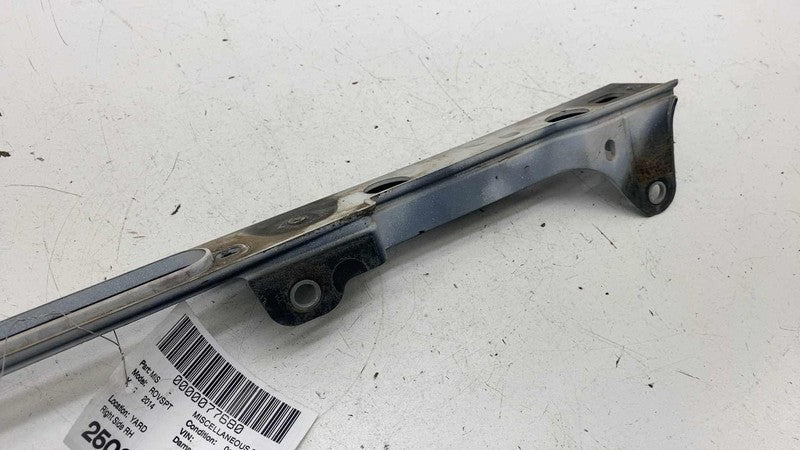 ⭕14-22 Range Rover Sport Front Right Fender Air Intake Duct Bracket CP