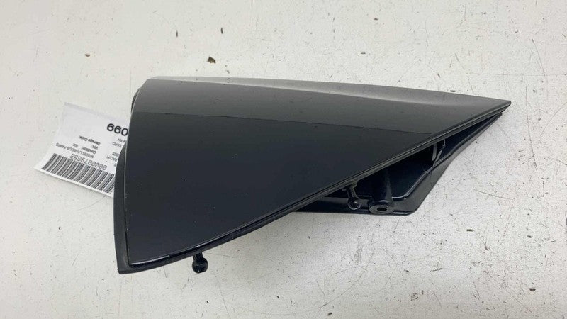 ⭕ 17-25 Chrysler Pacifica Rear Passenger Right D-Pillar Applique Molding Cover