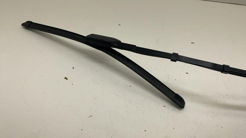⭕ 2024-2025 Tesla Model 3 M3 Front Right Windshield Wiper Arm & Blade 