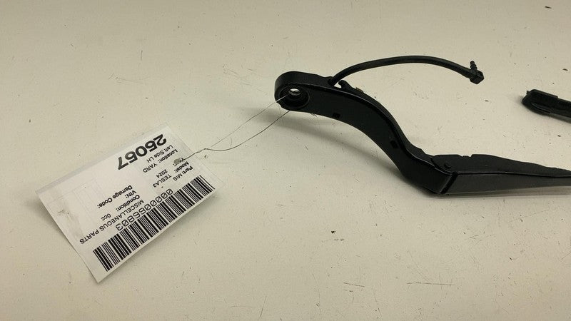 ⭕ 24-25 Model 3 Front Driver Side Windshield Wiper Arm & Blade Left 18