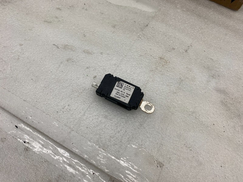 107973500A ⭕17-23 Model 3 Y Infotainment Antenna Amplifier AMP Radio FM Module 1079735-00-A