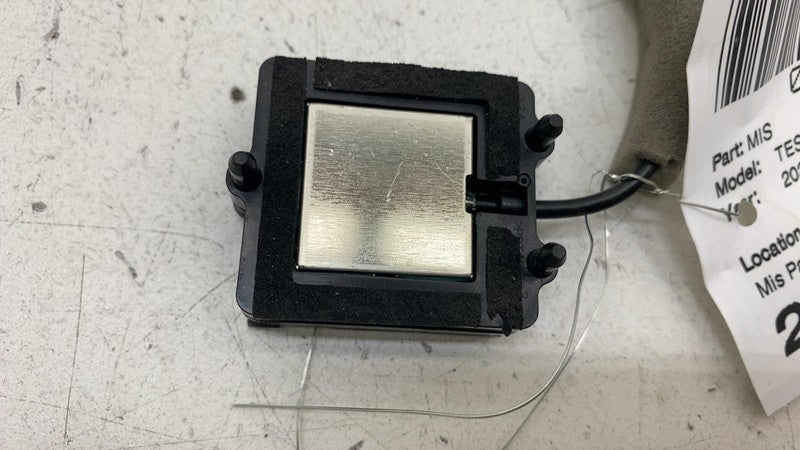 ⭕ 2016-2024 Tesla Model X Satellite Antenna Control Module Assy OEM 1047863-00-C