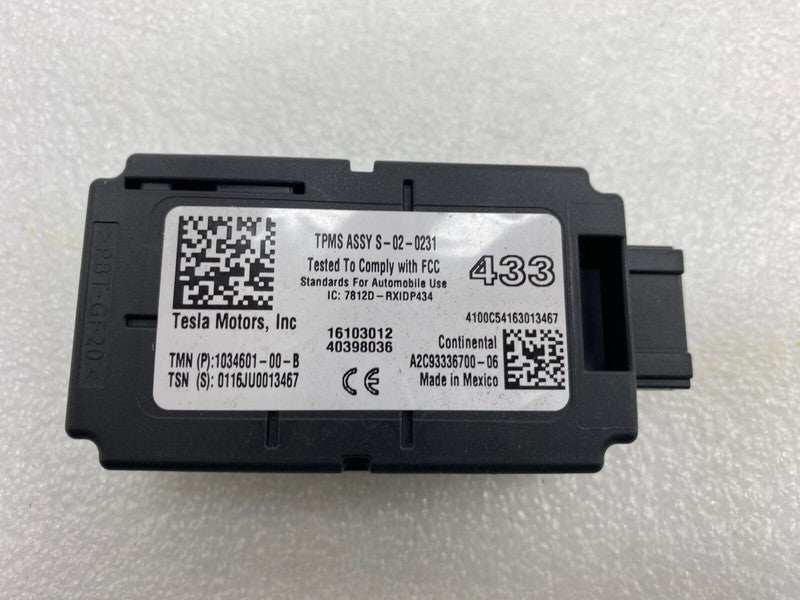 103460100B ⭕ 12-20 Tesla Model S Tire Pressure Monitor System Module Receiver 1034601-00-B