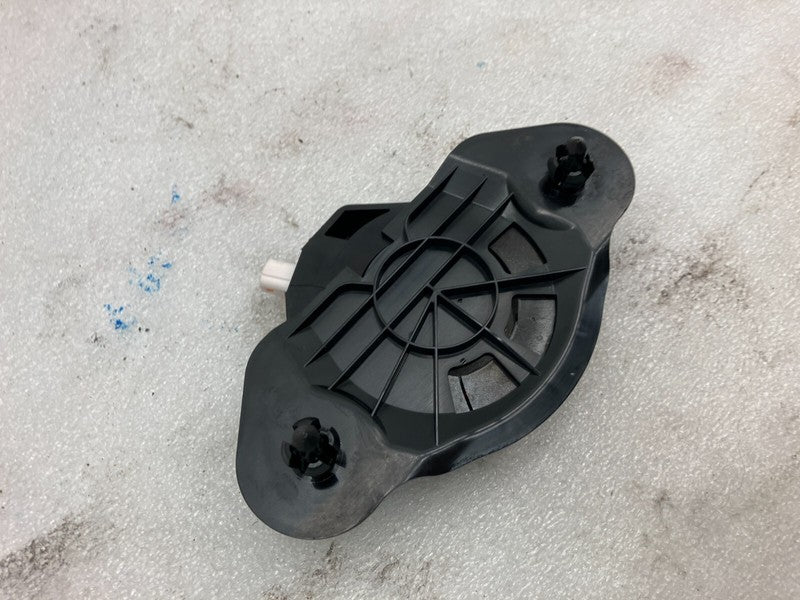 1019045-00-A ⭕ 12-20 Model S Keyless Low Frequency Passive Entry Coil w/ Bracket 1019045-00-A