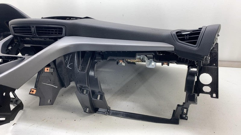 2017 2018 Ford C-Max Instrument Dashboard Panel w/ 4.2" Screen Opening Assembly