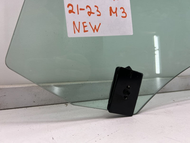 1568570-00-C ⭕ 2021-2023 Tesla Model 3 Front Left Driver Side Door Window Glass Double Pane