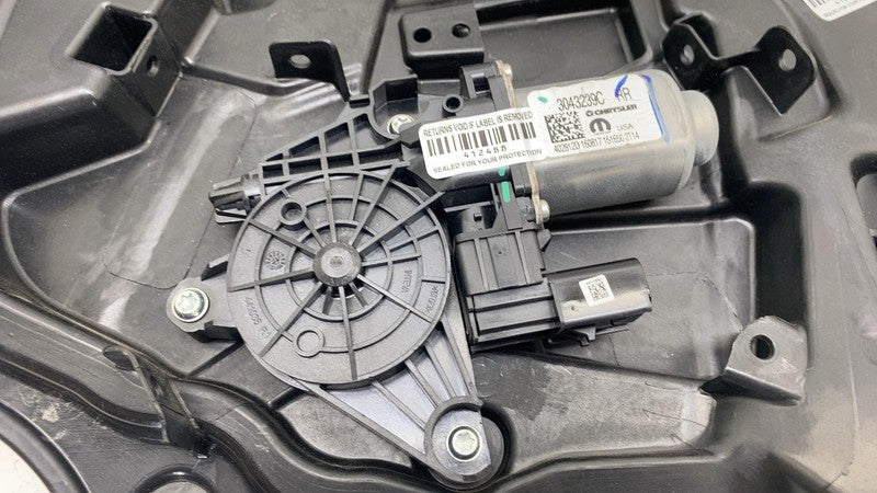 ⭕ 2017-2024 Chrysler Pacifica Rear Right Door Window Regulator & Motor