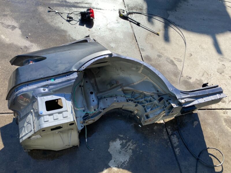 1033836-00-E ⭕2016-2020 Tesla Model X Rear Passenger Quarter Fender Frame Panel Cut Out Right