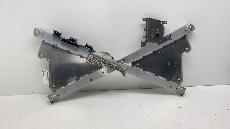 6879520 ⭕ 14-21 BMW i3 Rear Suspension Subframe Strut Brace Axle Support Bracket 6879520