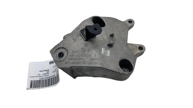 ⭕ 2017-2019 BMW 540i Driver Side Engine Mount Bracket Support Left 2211686155703