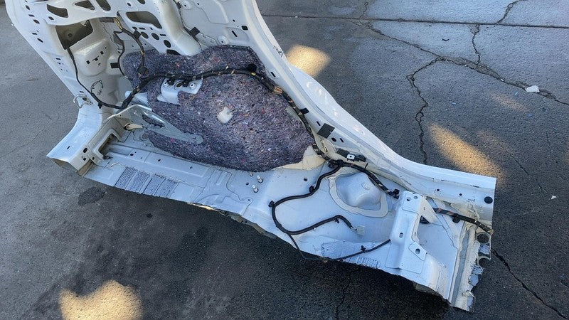 2013-2018 Ford C-Max Rear Driver Side Quarter Panel Left LH White - YZ