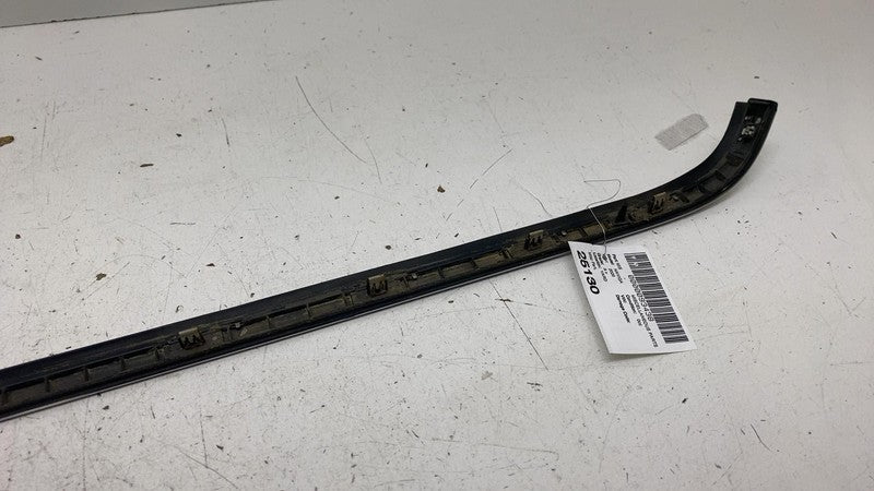 ⭕ 18-23 Lincoln Navigator Rear Passenger Side Quarter Window Molding R
