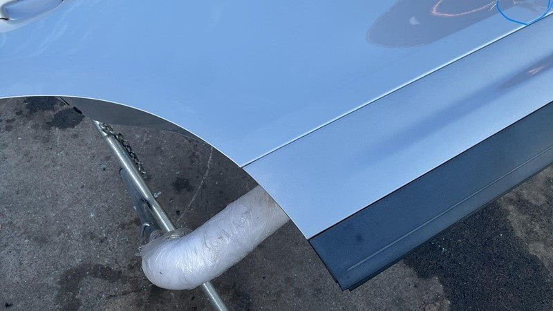 2011-2018 Porsche Cayenne Rear Passenger Side Door Shell Panel Right Silver LX7W