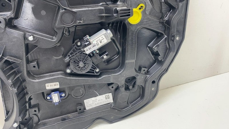 3041904 ⭕ 2017-2024 Chrysler Pacifica Front Right Door Window Regulator & Motor 3041904