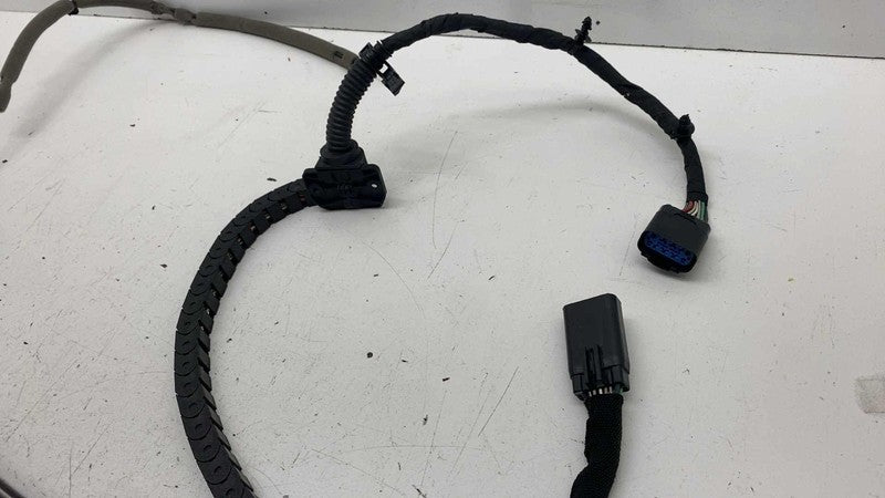 68368918AH ⭕ 2017-2025 Chrysler Pacifica Rear Right Sliding Door Track w/ Motor 68368918AH