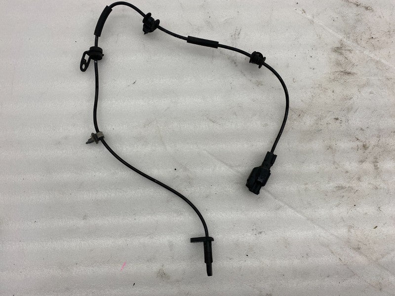 104476100E ⭕17-23 Model 3 Front Left or Right Anti-Lock ABS Wheel Speed Sensor 1044761-00-E