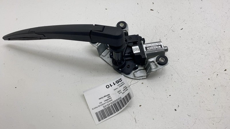 ⭕ 2025 Rivian R1S Rear Liftgate Back Window Glass Wiper Arm & Motor PT