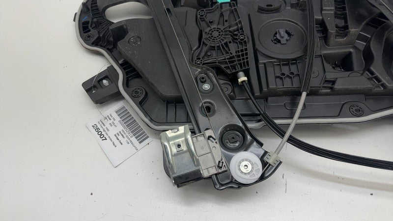 ⭕20-24 Model Y Front Right Door Window Regulator & Motor w/ Carrier 14