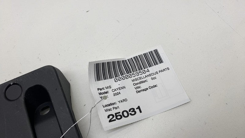 9Y0.807.287.BC ⭕ 2024 Porsche Cayenne License Plate Bracket Holder OEM 9Y0807287BC