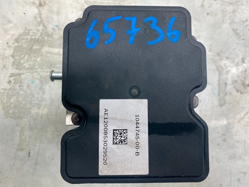 1044745 00 B ⭕ 17-23 Tesla Model 3 Y Anti-Lock Brake System ABS Pump Module Unit 1044745-00-B