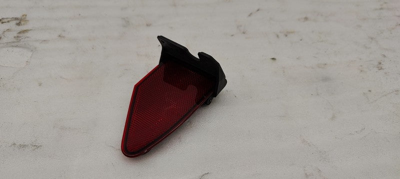 ⭕ 2016-2020 Tesla Model X Rear Driver Side Taillight Lamp Charge Refle