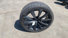 ⭕ 16-20 Model X Turbine Wheel Rim 22x9.0J +35MM w/ Tire 265/35ZR22 1027246-00-F
